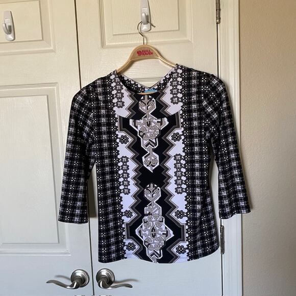 J. McLaughlin Round Neck Top Catalina Cloth Geometric Tile Print Women's Small - Picture 8 of 10